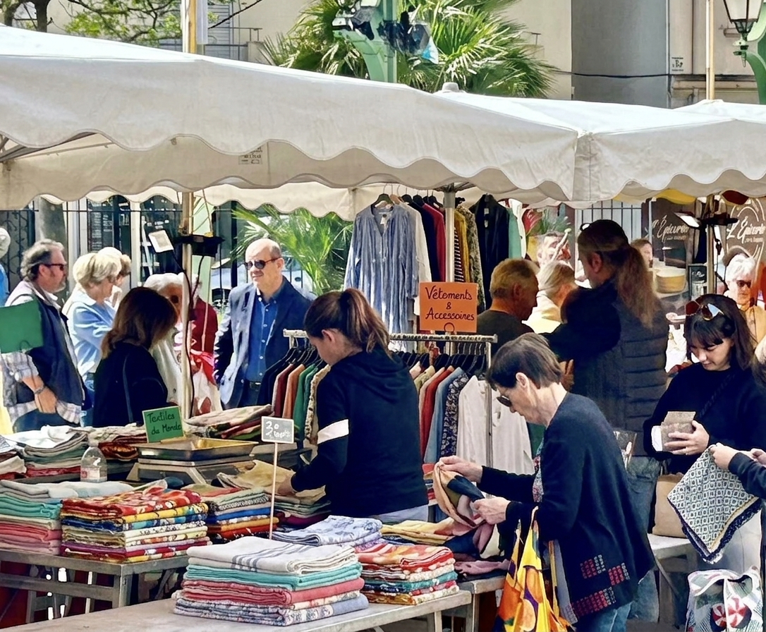 Marché Place de Rocheville_Le Cannet