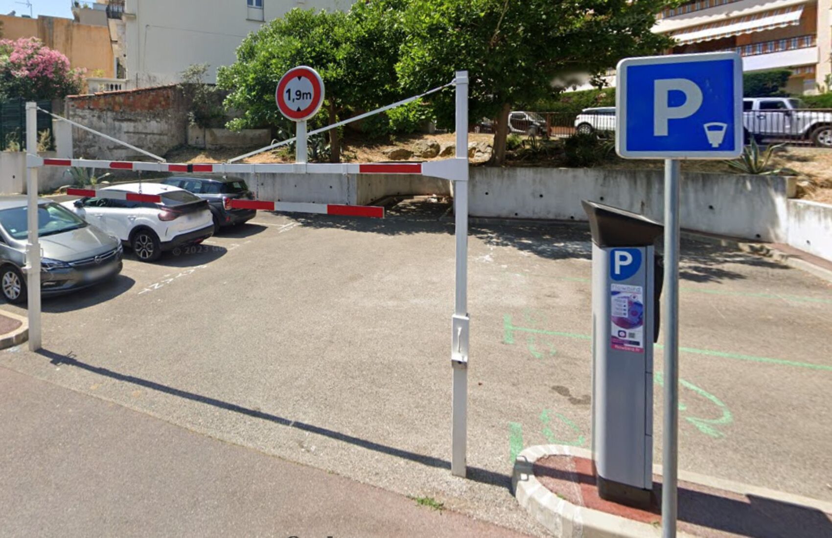 Parking Grignan