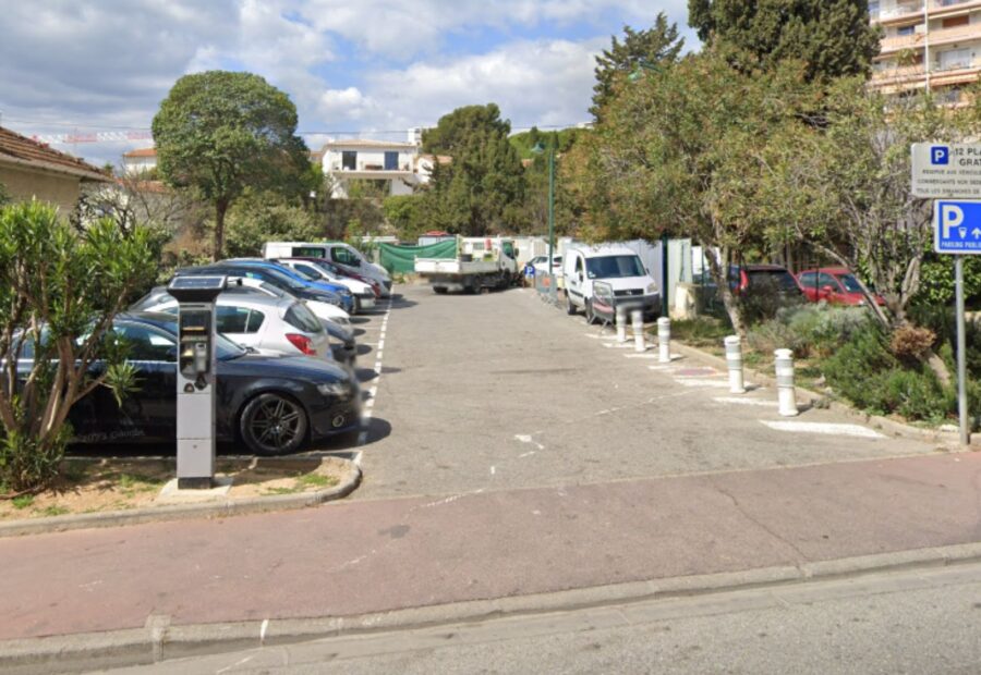 Parking des écoles